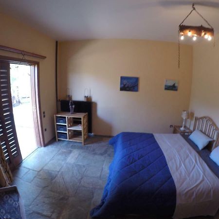 Relax In 'Crazy Farm' Villa Asprokhorion Esterno foto